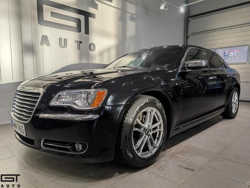 Käytetty Chrysler 300C Limited 296 HP (217 kW) 2013 Sedan