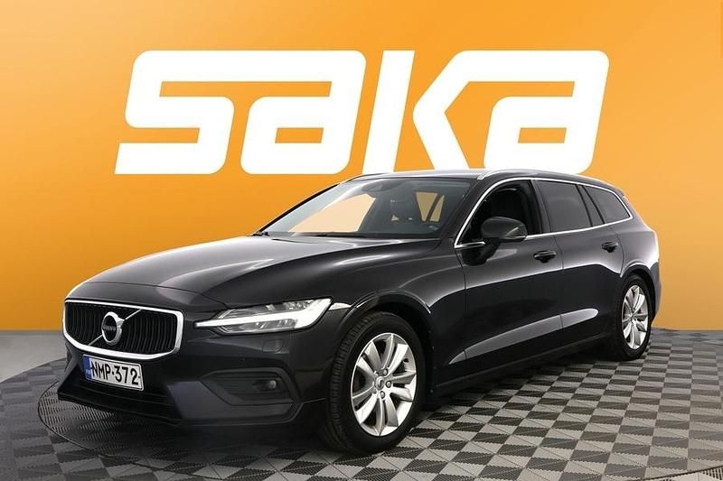 Käytetty Volvo V60 Momentum 190 HP (139 kW) 2019 Farmari