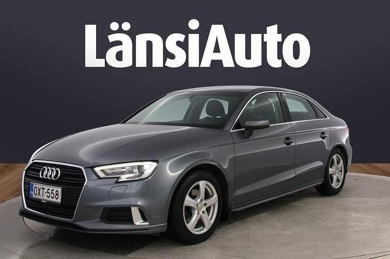 Harmaa Käytetty 2017 Audi A3 Business Sedan | 14 650 € (Perustarjous) - Kuva 1/2