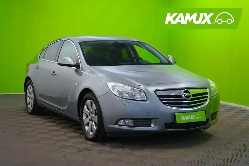 Hopea / harmaa Käytetty 2013 Opel Insignia Edition Sedan | 8 600 € (Hyvä tarjous) - Kuva 1/4