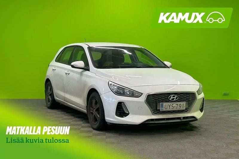 Käytetty Hyundai i30 140 HP (102 kW) 2018 Valkoinen Sedan