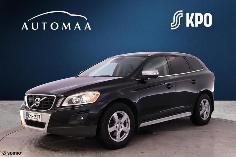 Käytetty Volvo XC60 Summum 205 HP (150 kW) 2010 Musta Katumaasturi
