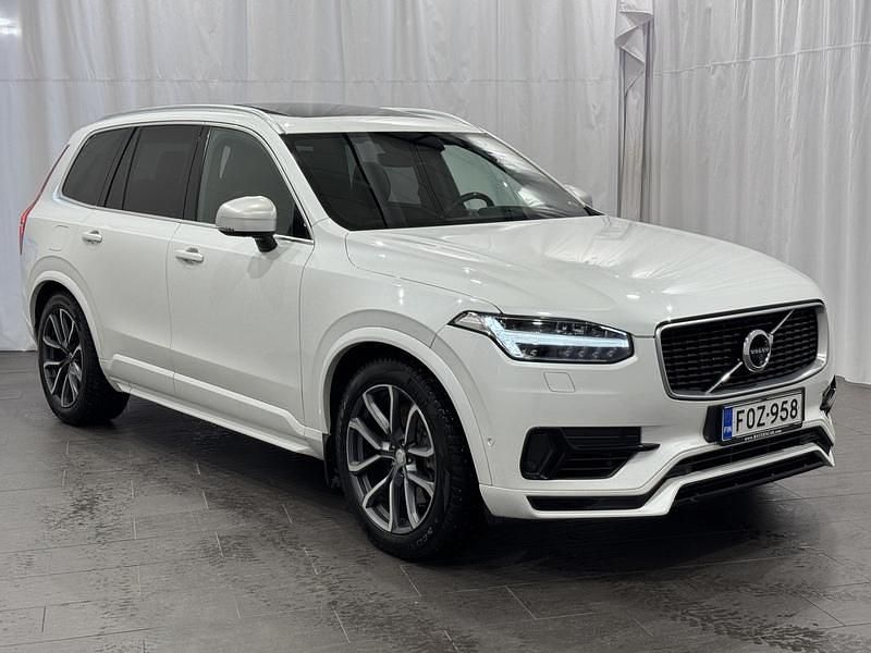 Käytetty Volvo XC90 R-Design 320 HP (235 kW) 2016 Valkoinen Katumaasturi