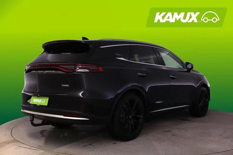 Käytetty BYD Tang 380 kW (517 HP) 2023 Musta Katumaasturi