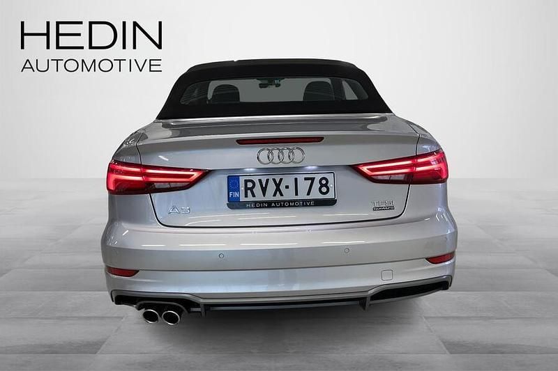 Käytetty Audi A3 Cabriolet S-Line 190 HP (139 kW) 2017 Harmaa Avoauto