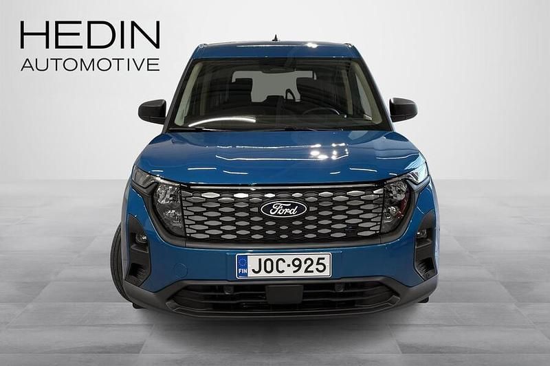 Uusi Ford Tourneo Courier Trend 100 kW (136 HP) 2025 Sininen Tila-auto