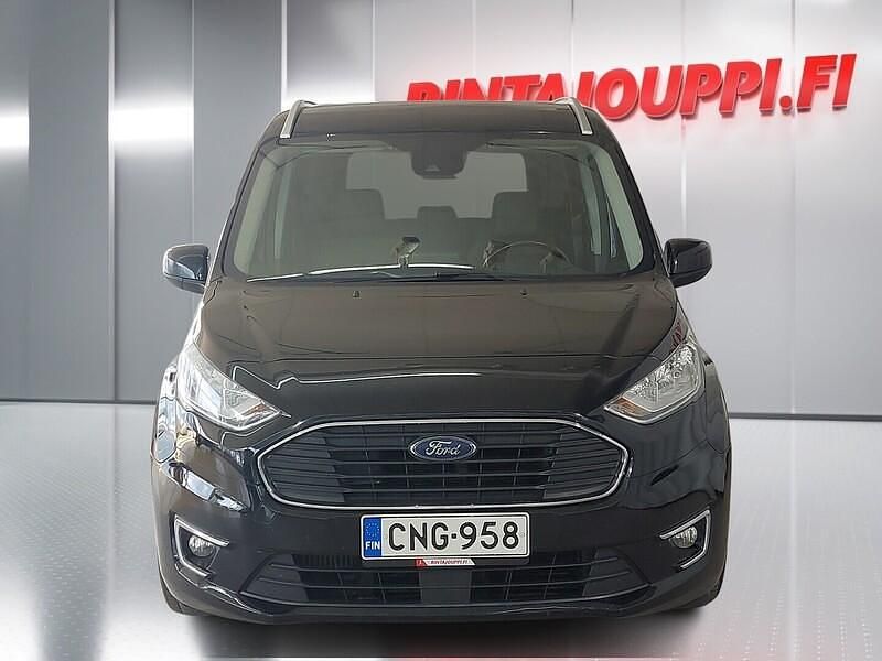 Käytetty Ford Tourneo Connect Titanium 120 HP (88 kW) 2019 Tila-auto