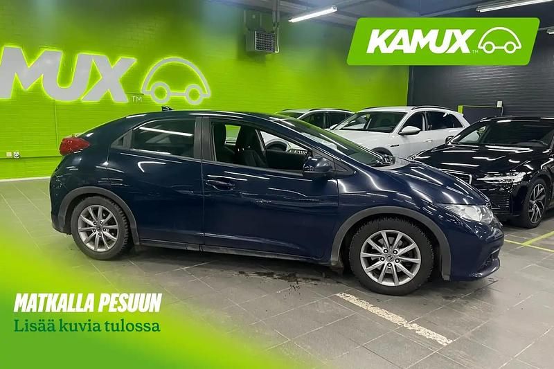 Käytetty Honda Civic 120 HP (88 kW) 2014 Sininen Sedan