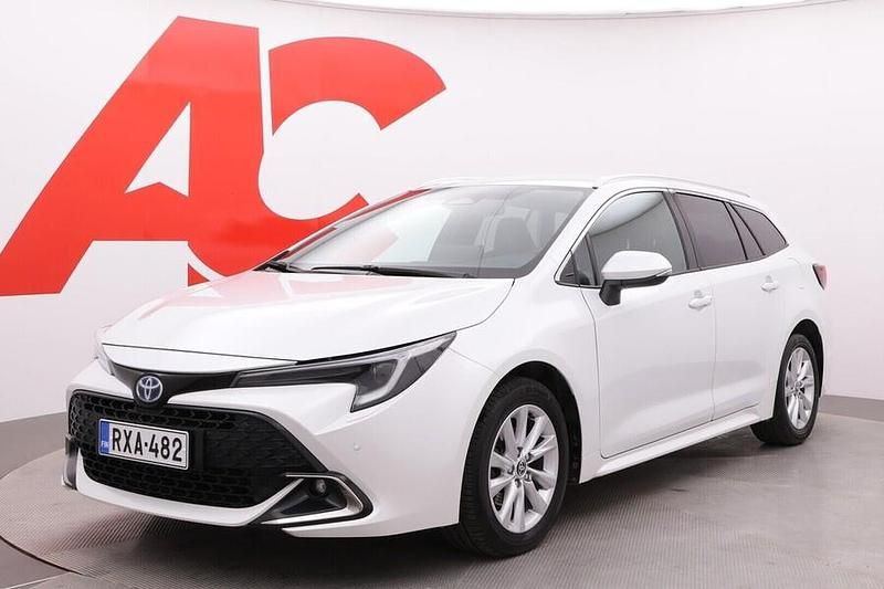 Käytetty Toyota Corolla Anniversary 140 HP (102 kW) 2024 040 Farmari