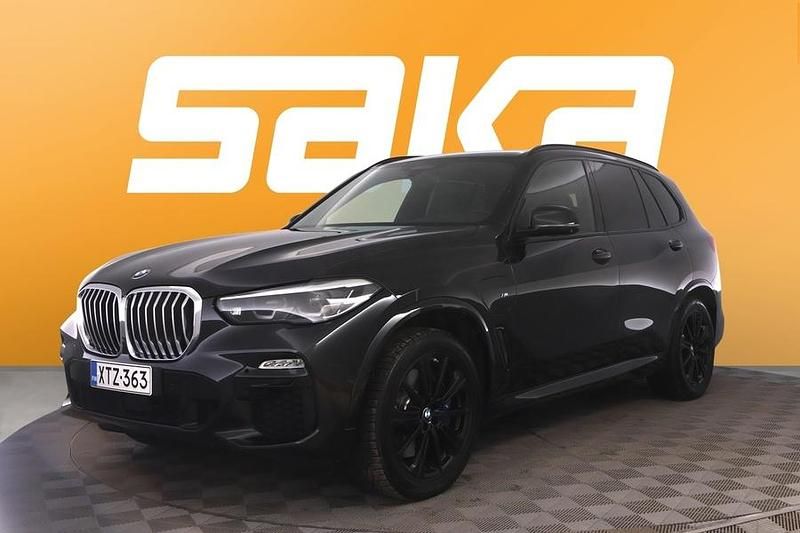 Käytetty BMW X5 M Sport 394 HP (289 kW) 2021 Katumaasturi