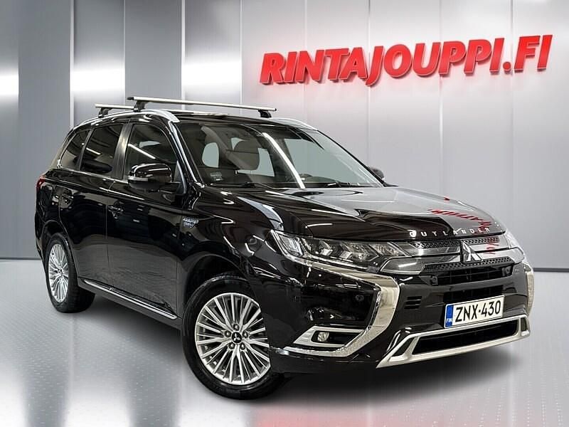 Musta Käytetty 2019 Mitsubishi Outlander P-HEV Instyle Katumaasturi | 18 570 € (Perustarjous) - Kuva 1/4