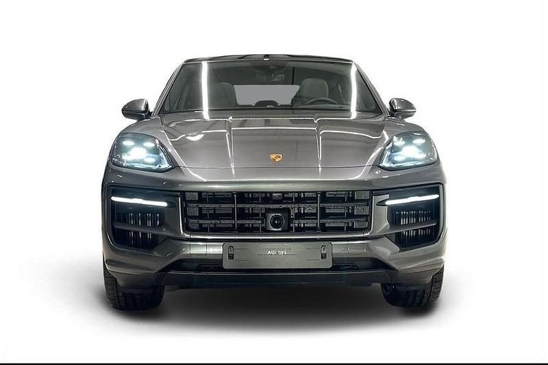 Uusi Porsche Cayenne 471 HP (346 kW) 2025 Harmaa Katumaasturi