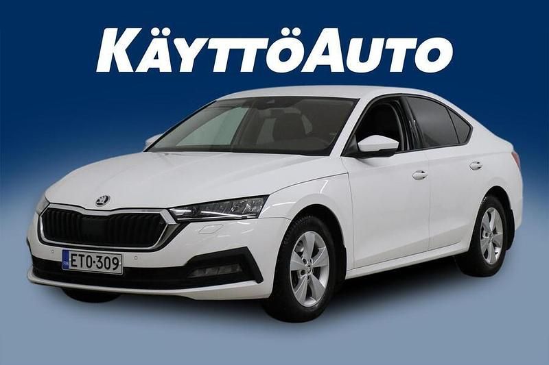 Käytetty Skoda Octavia Ambition 200 HP (147 kW) 2021 Valkoinen Sedan