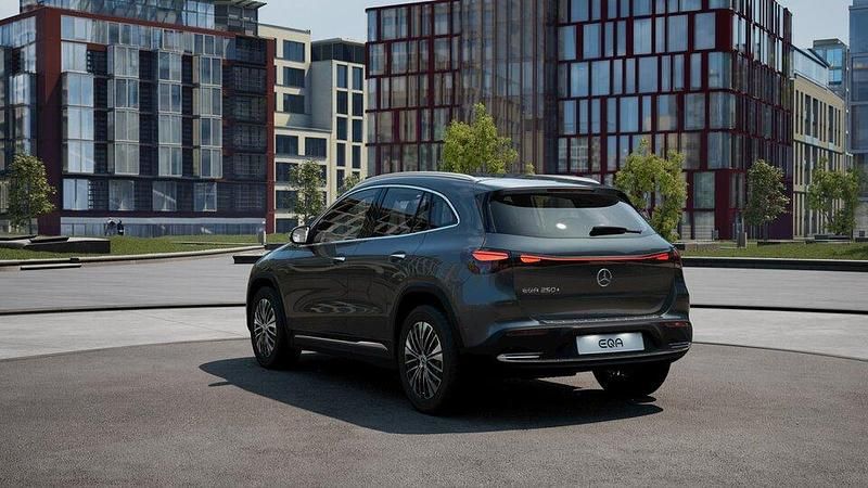 Uusi Mercedes EQA250+ Business 139 kW (190 HP) 2025 Katumaasturi