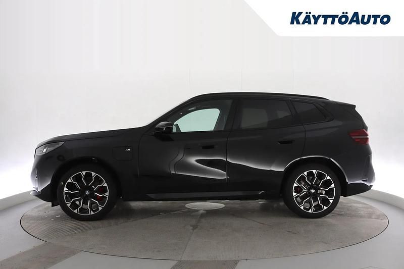 Käytetty BMW X3 Comfort Edition 299 HP (219 kW) 2025 Saphir schwarz Katumaasturi