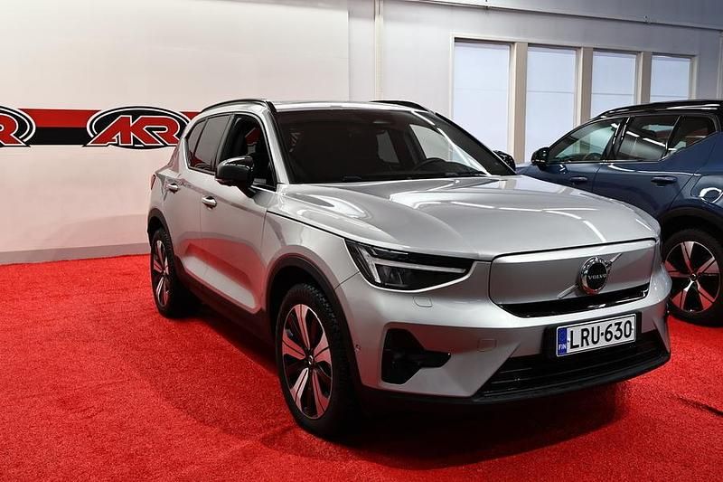 Käytetty Volvo XC40 Ultimate 300 kW (408 HP) 2023 Harmaa Katumaasturi