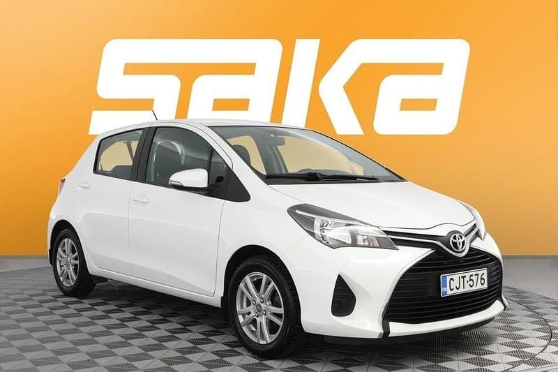 Käytetty 2015 Toyota Yaris Active Viistoperä | 13 800 € (Perustarjous) - Kuva 1/3