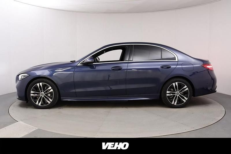 Käytetty Mercedes C300e Advanced Plus 204 HP (150 kW) 2024 Sininen Sedan