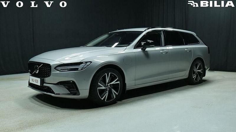 Käytetty 2025 Volvo V90 Plus Farmari | 50 300 € (Kallis) - Kuva 1/3