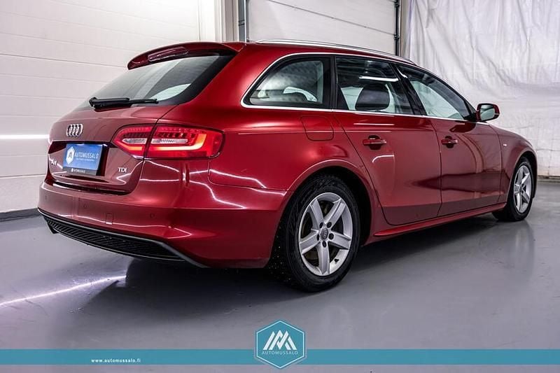 Käytetty Audi A4 S-Line 150 HP (110 kW) 2015 Farmari