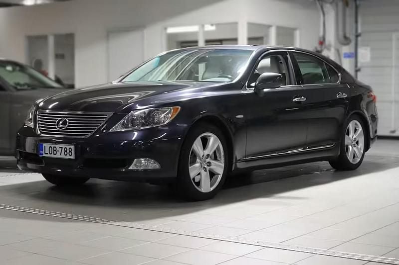 Käytetty 2007 Lexus LS460 President Line Sedan | 17 900 € - Kuva 1/4