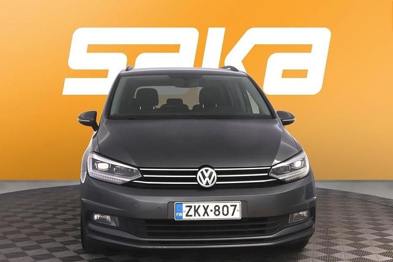 Käytetty VW Touran Comfortline 116 HP (85 kW) 2017 Tila-auto