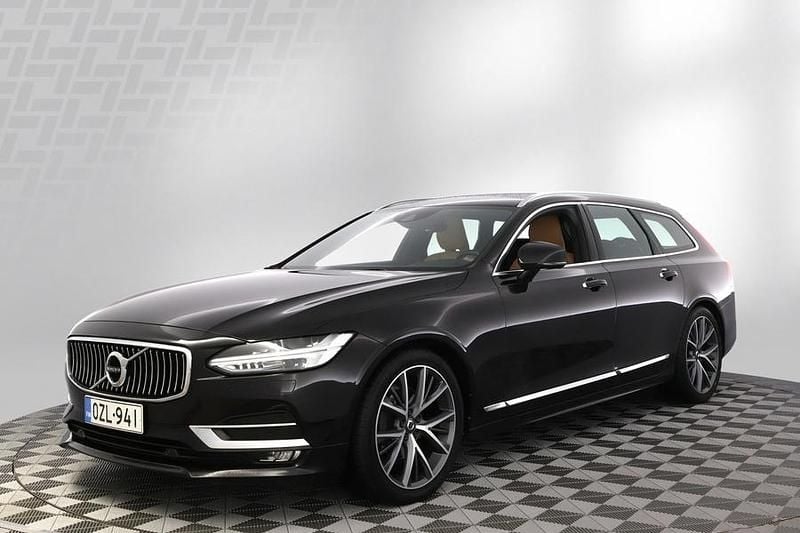Musta Käytetty 2020 Volvo V90 Business Edition Farmari | 29 680 € (Perustarjous) - Kuva 1/4
