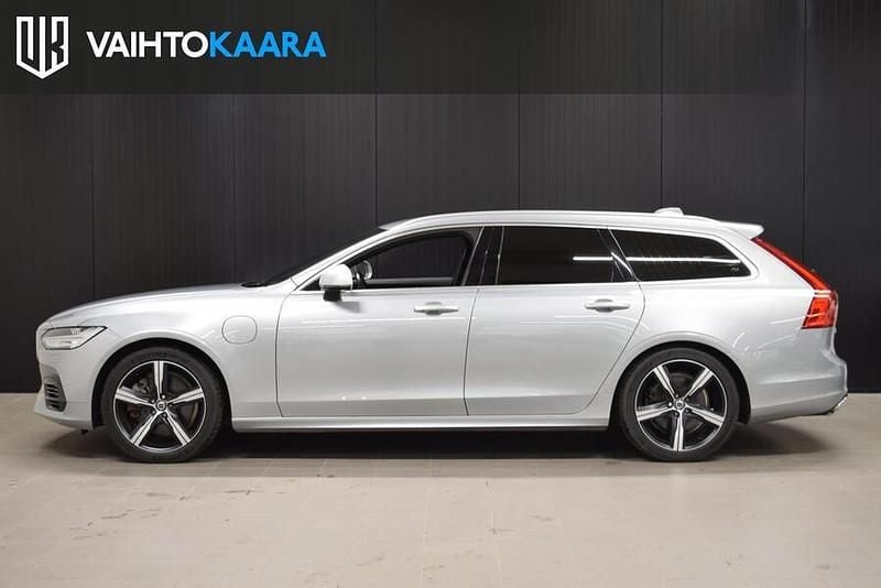Käytetty Volvo V90 R-Design 303 HP (222 kW) 2018 Farmari