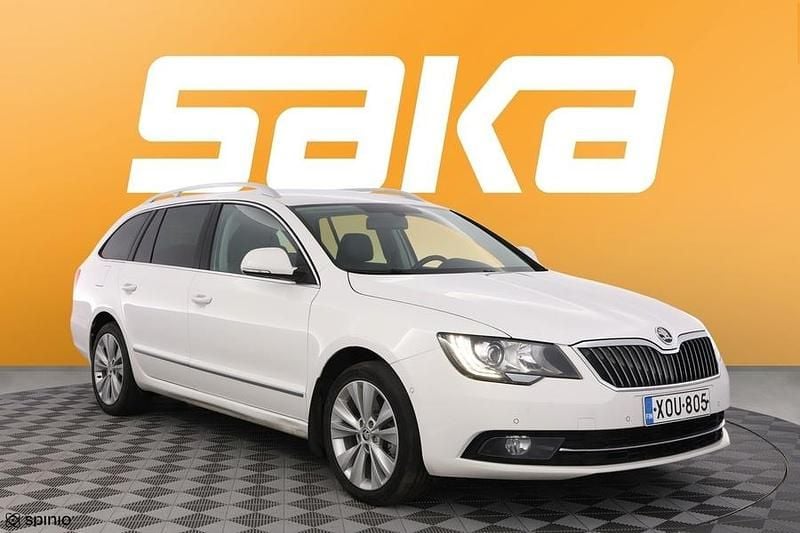 Käytetty 2014 Skoda Superb Elegance Farmari | 11 390 € (Supertarjous) - Kuva 1/3