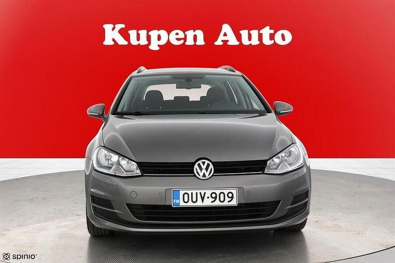Käytetty VW Golf VII Comfortline 110 HP (80 kW) 2016 Farmari