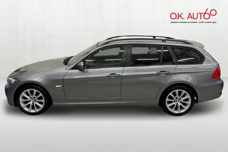 Käytetty BMW 320 177 HP (130 kW) 2009 Harmaa Farmari