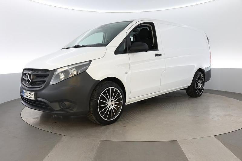Käytetty 2018 Mercedes Vito Tila-auto | 23 490 € (Hyvä tarjous) - Kuva 1/4