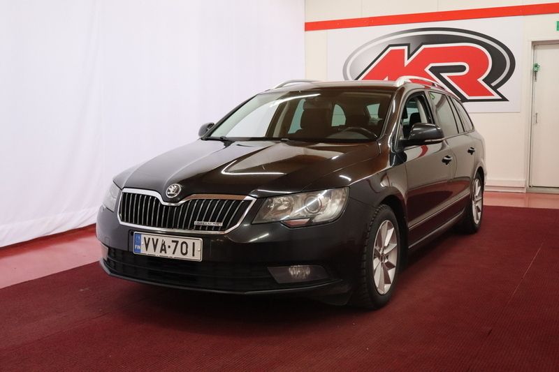 Musta Käytetty 2014 Skoda Superb Business Line Farmari | 5 890 € (Hyvä tarjous) - Kuva 1/4