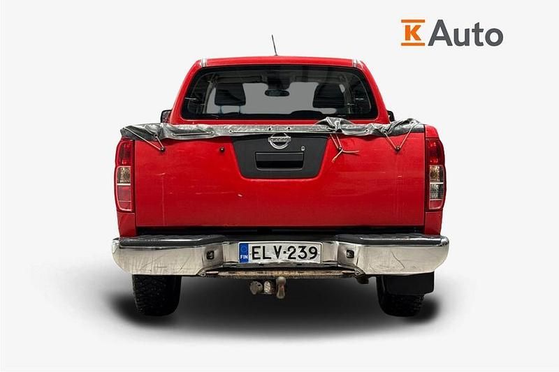 Käytetty Nissan Navara SE 190 HP (139 kW) 2011 Punainen Nouto