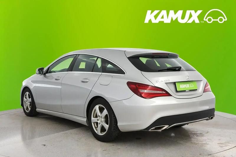 Käytetty Mercedes CLA180 Shooting Brake Edition 122 HP (89 kW) 2019 Hopea / harmaa Farmari