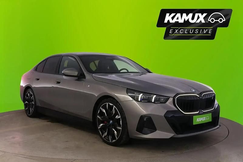 Käytetty BMW i5 M Sport 250 kW (340 HP) 2025 Hopea / harmaa Sedan