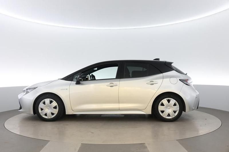 Käytetty Toyota Corolla Active 122 HP (89 kW) 2020 Viistoperä