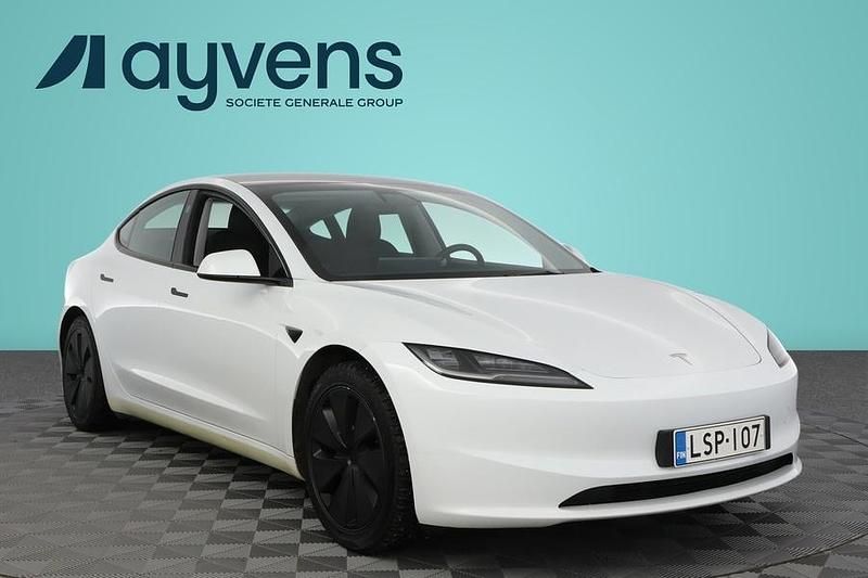Käytetty Tesla Model 3 RWD 211 kW (287 HP) 2023 Valkoinen Sedan