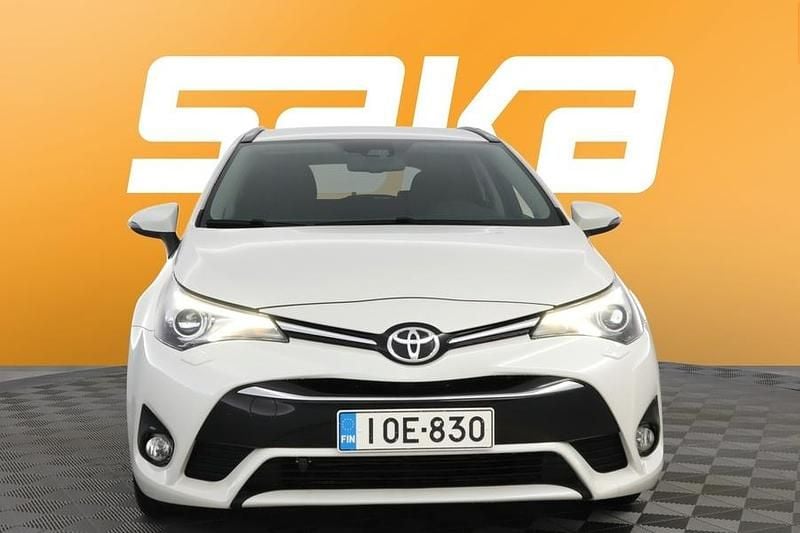 Käytetty Toyota Avensis Multidrive S 147 HP (108 kW) 2018 Farmari