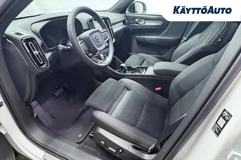 Käytetty Volvo EX40 Performance 325 kW (442 HP) 2026 Crystal white met. Katumaasturi