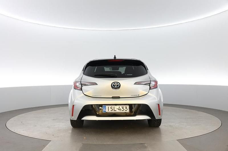 Käytetty Toyota Corolla Active 122 HP (89 kW) 2020 Viistoperä