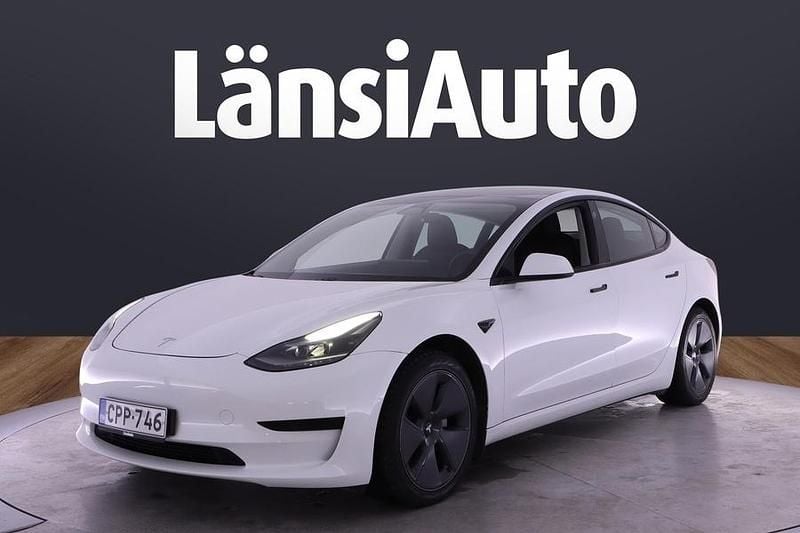 Käytetty Tesla Model 3 Standard Range Plus 208 kW (283 HP) 2021 Sedan