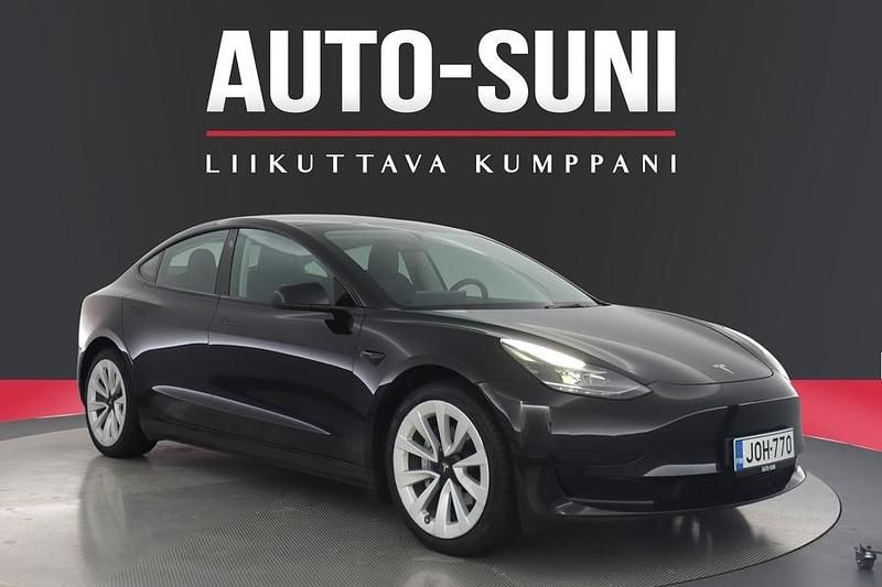 Käytetty Tesla Model 3 RWD 211 kW (287 HP) 2023 Sedan