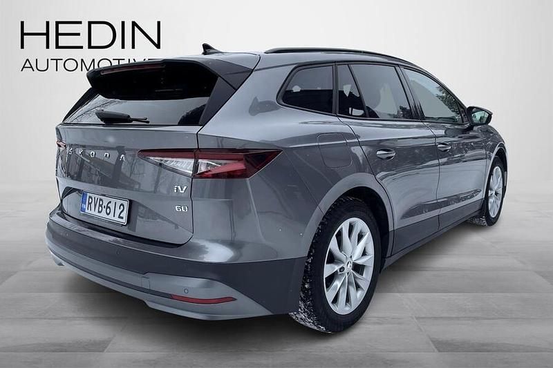 Käytetty Skoda Enyaq iV 150 kW (204 HP) 2023 Harmaa Katumaasturi