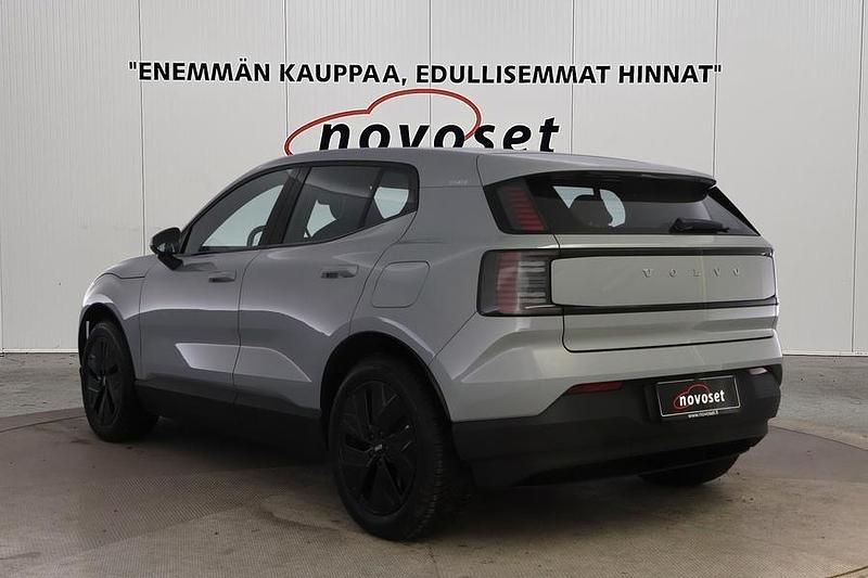Käytetty Volvo EX30 Core 200 kW (272 HP) 2024 Katumaasturi