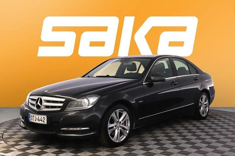Käytetty Mercedes C220 Business 170 HP (125 kW) 2012 Sedan