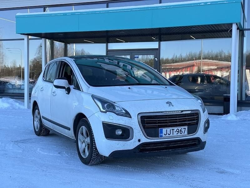 Käytetty Peugeot 3008 Active 120 HP (88 kW) 2015 Viistoperä