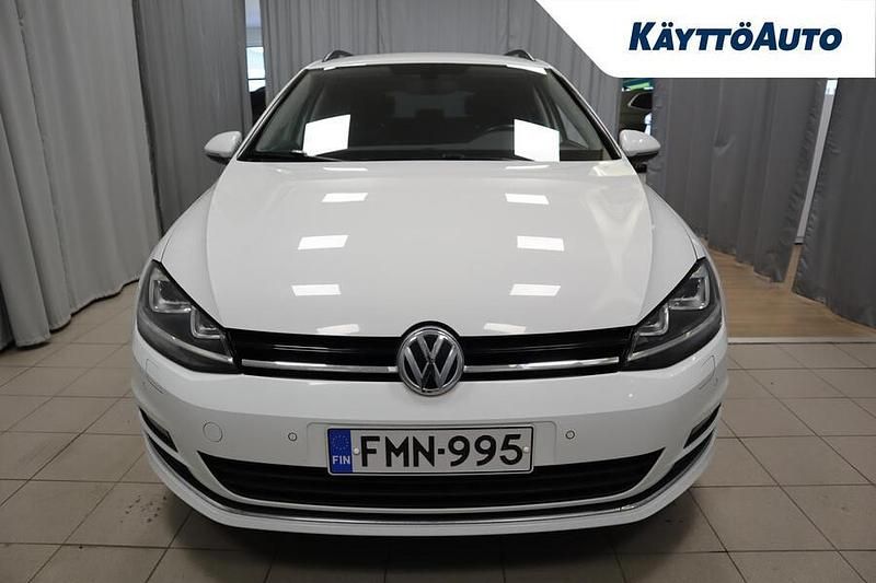 Käytetty VW Golf VII Allstar 110 HP (80 kW) 2016 Valkoinen Farmari