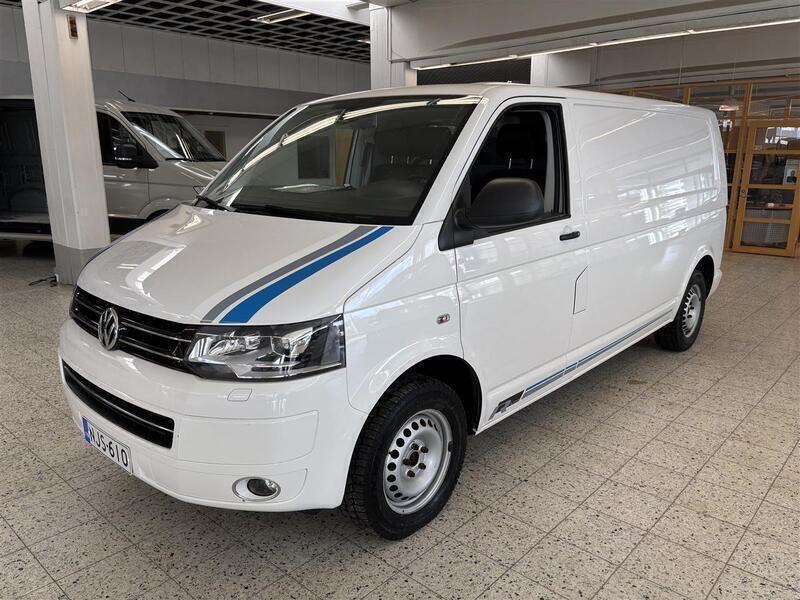 Valkoinen Käytetty 2014 VW T5 R-line Van | 26 900 € (Kallis) - Kuva 1/4