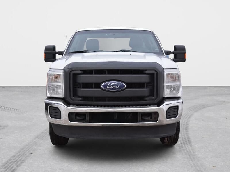 Käytetty Ford F350 XL 390 HP (286 kW) 2015 Nouto
